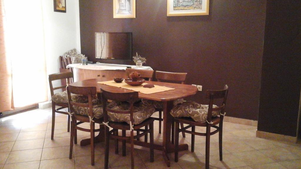 Apartments Jadranka Povile Novi Vinodolski Kamer foto