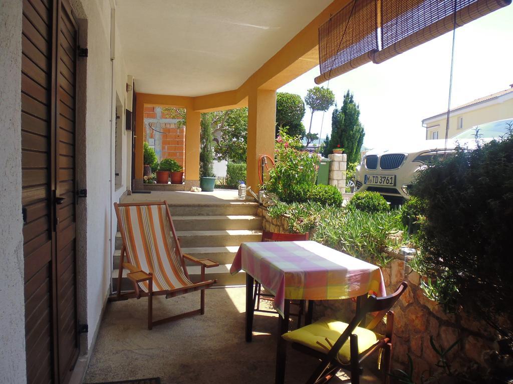 Apartments Jadranka Povile Novi Vinodolski Kamer foto