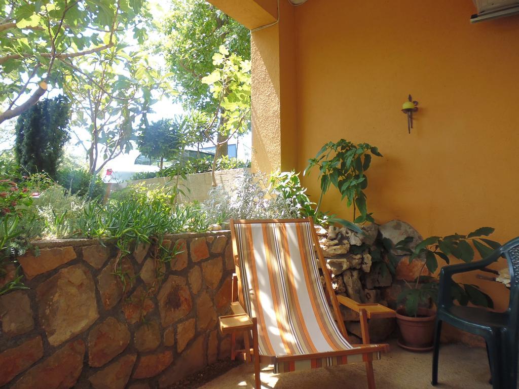 Apartments Jadranka Povile Novi Vinodolski Kamer foto