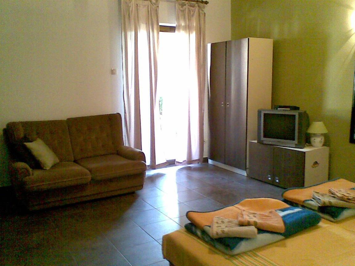 Apartments Jadranka Povile Novi Vinodolski Buitenkant foto
