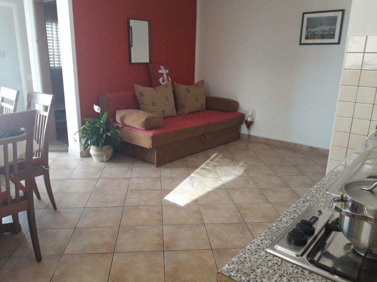 Apartments Jadranka Povile Novi Vinodolski Buitenkant foto