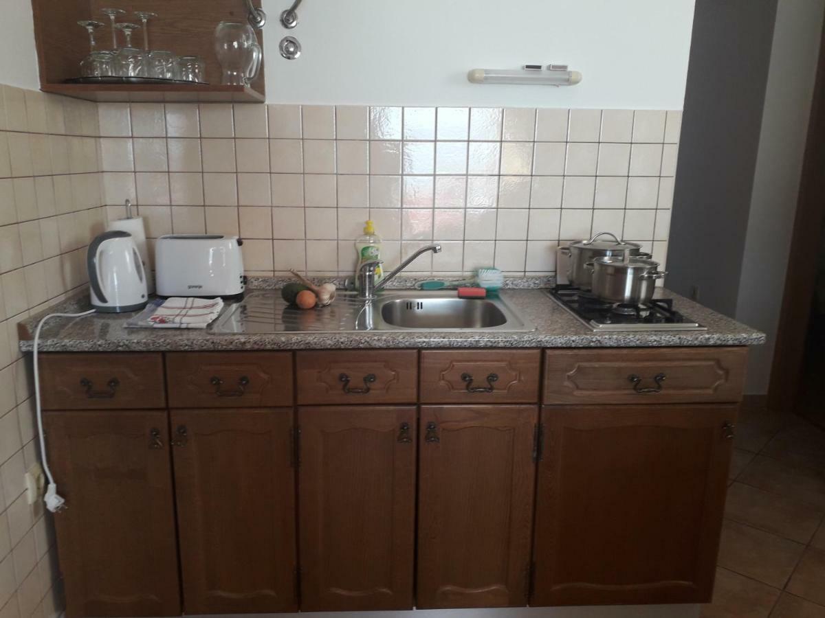 Apartments Jadranka Povile Novi Vinodolski Buitenkant foto